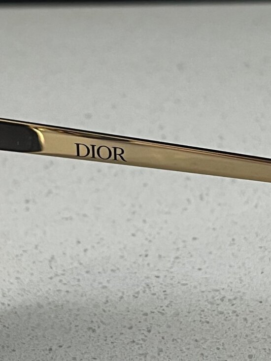 Dior Fildior CD40151U oversized square frame gold tone sunglasses main image 10